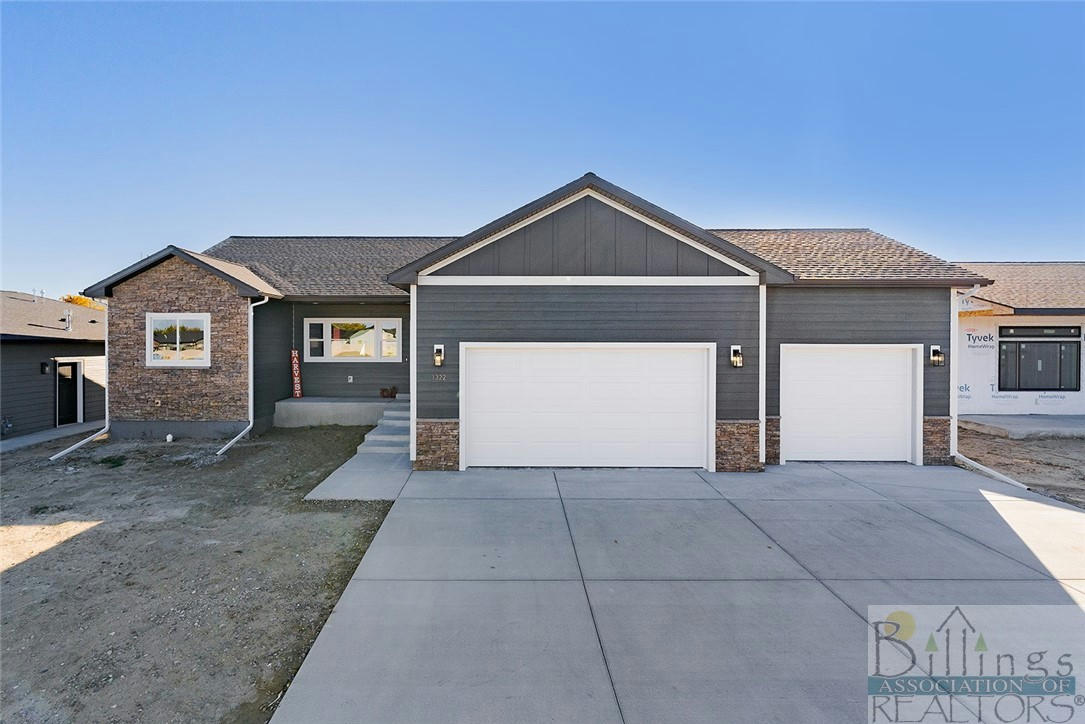 1322 ANCHOR AVE, BILLINGS, MT 59105, photo 1 of 29